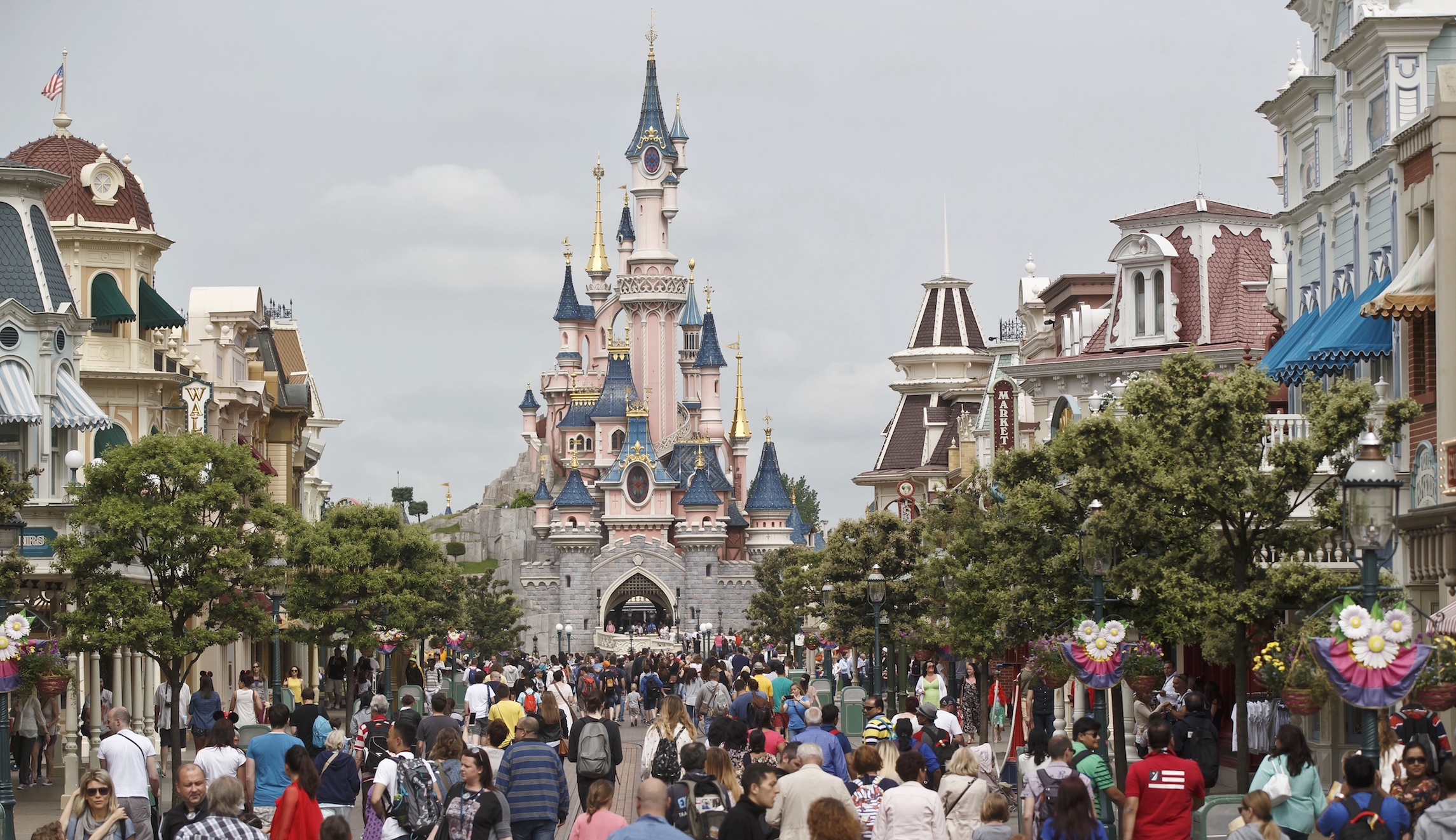 Blocking Disneyland, DACA protesters prove their arrogant idiocy