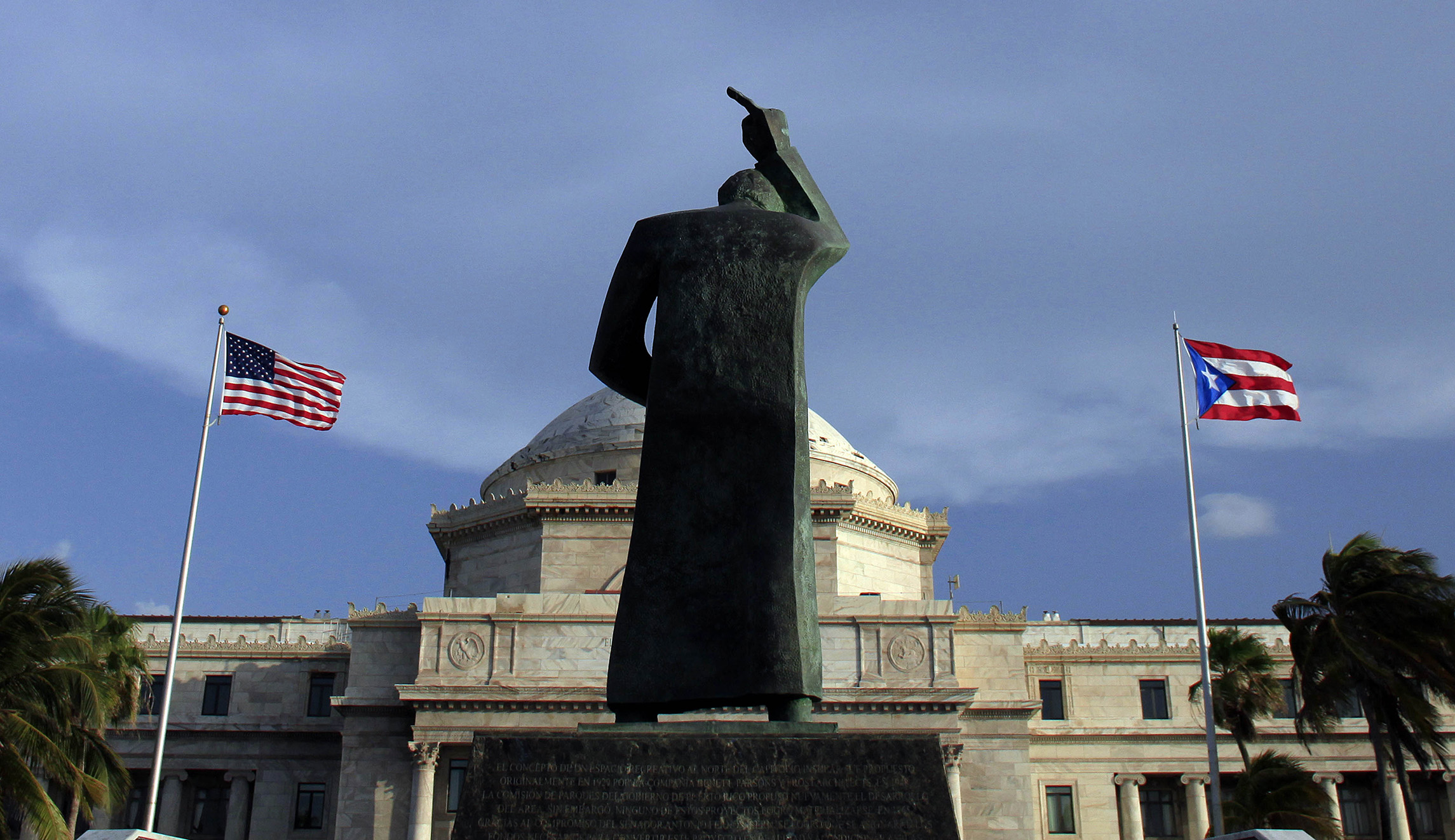 Puerto Rico mulls political status in new referendum