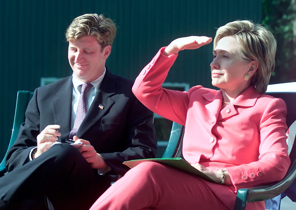 Benghazi committee gets thousands of documents months late