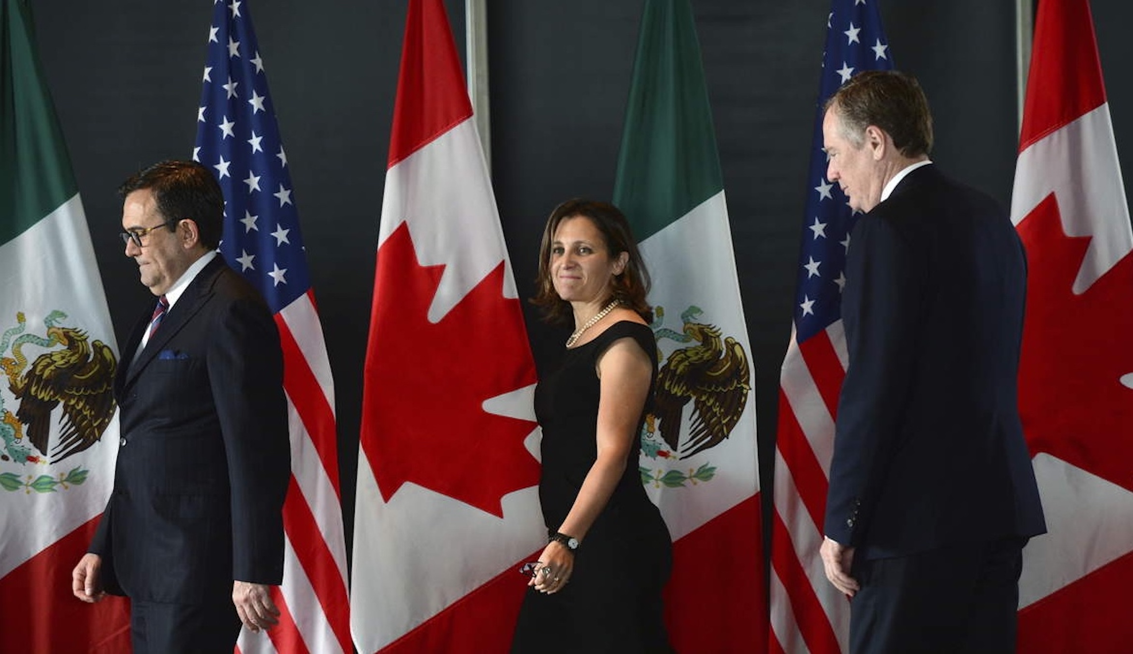 Democrats slam Mexico on labor rights, urge tough NAFTA stance