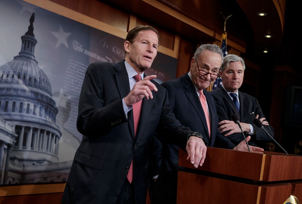 Democrats block Neil Gorsuch, set up GOP’s ‘nuclear option’