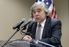 Moniz: Congress must act on climate change