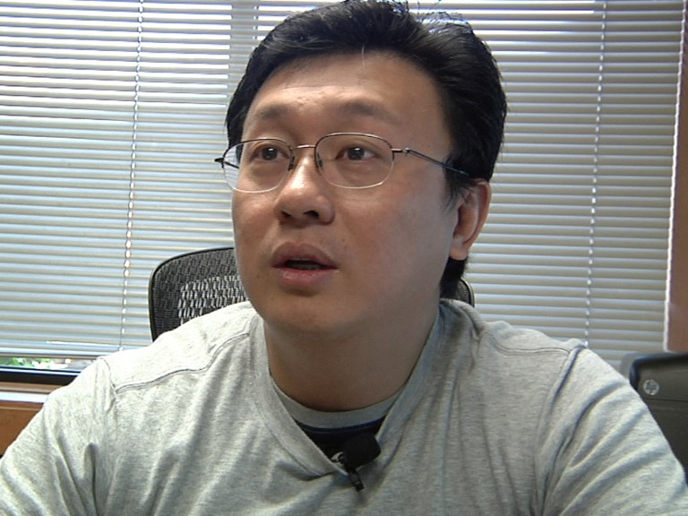 Life is colorful for man behind Rainbow Loom craze