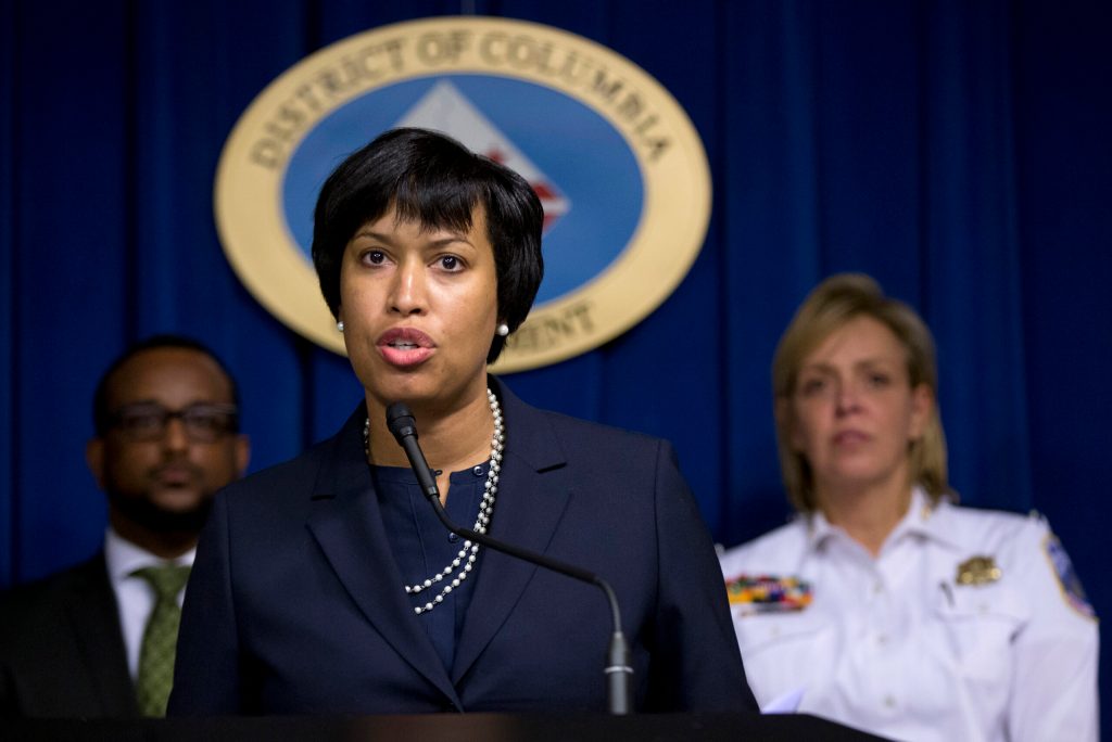 D.C. mayor backslides on Exelon-Pepco deal