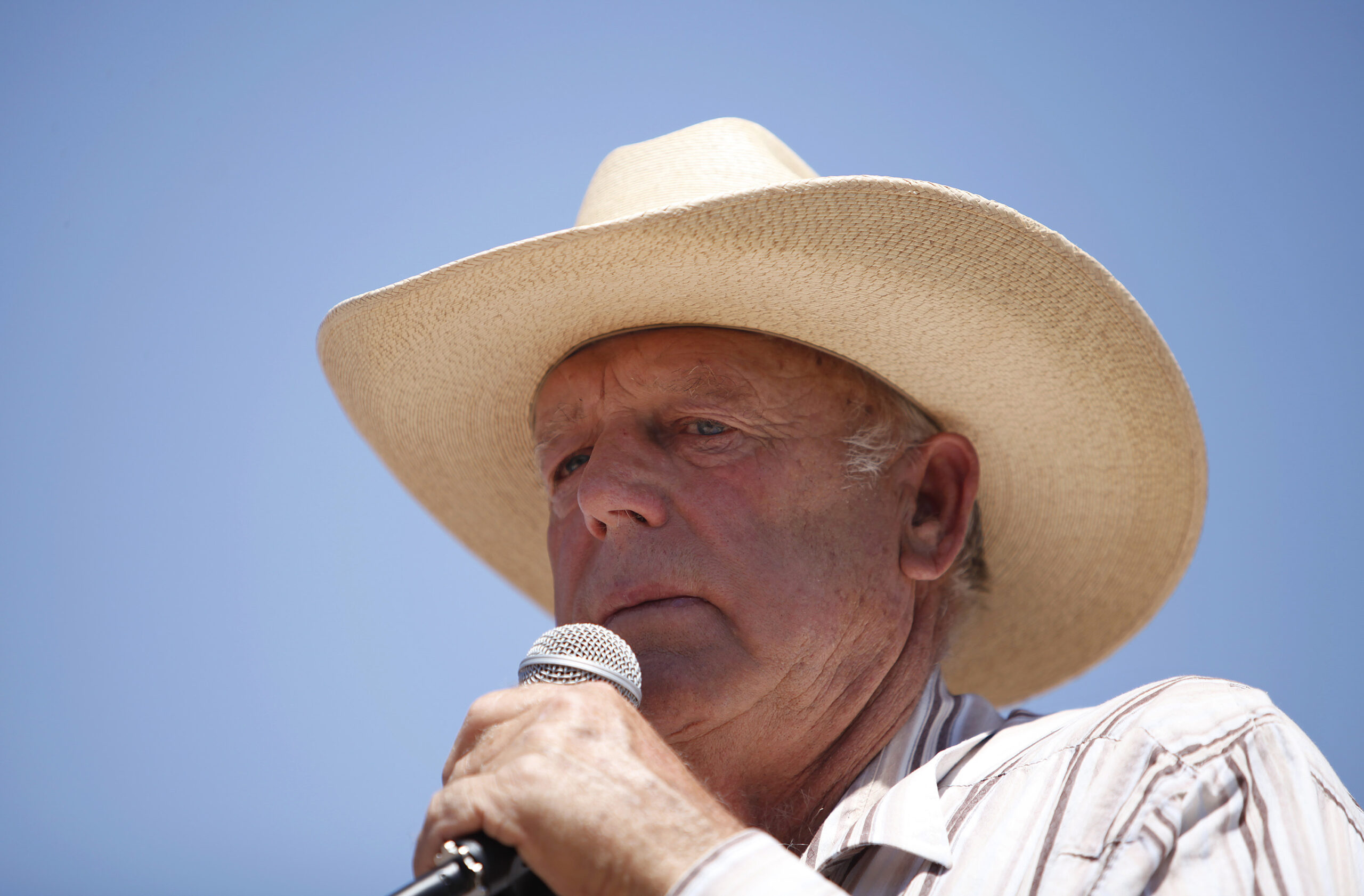 Nevada rancher defends remarks, loses supporters