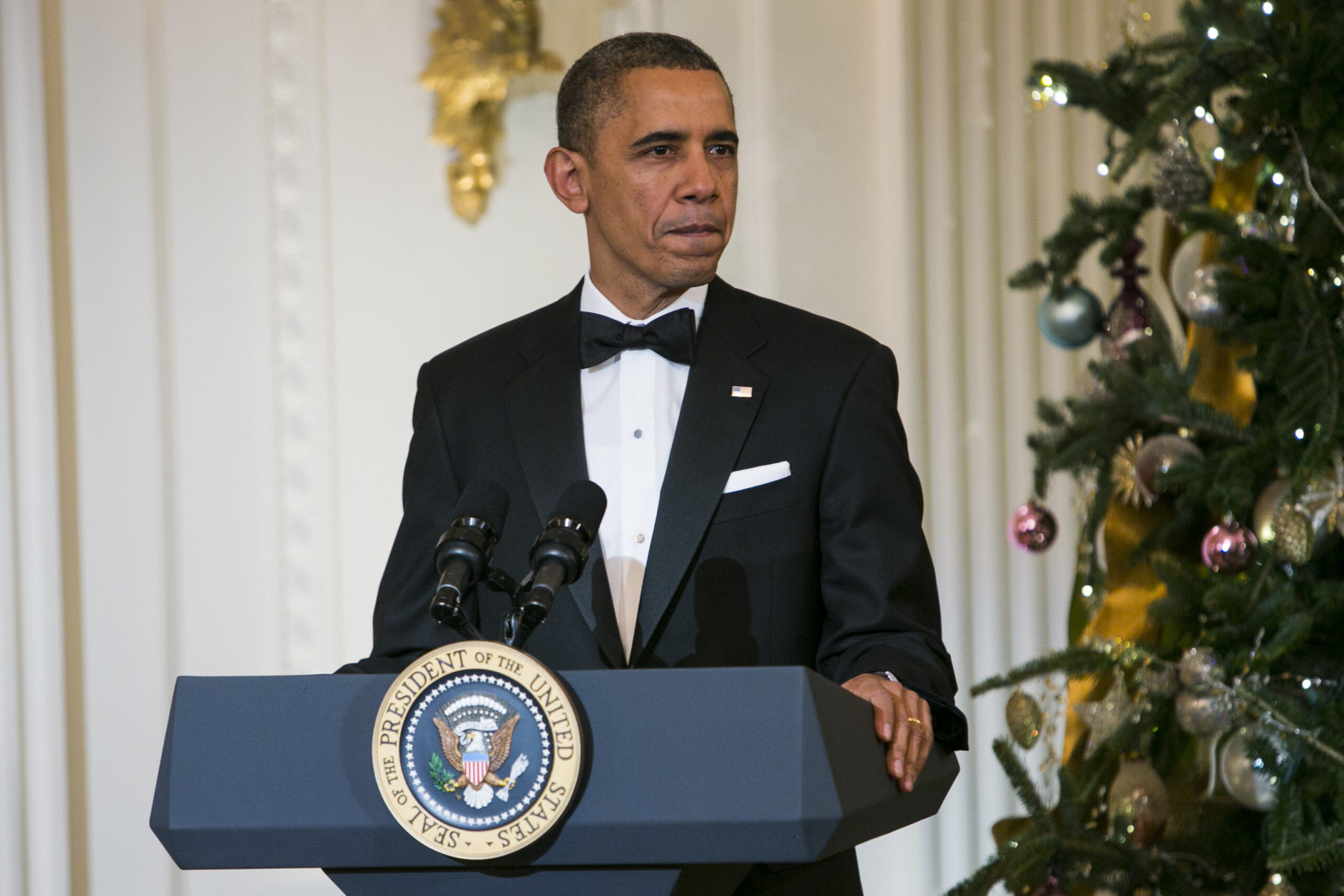 Obama approval sinks among Hispanics in Gallup poll