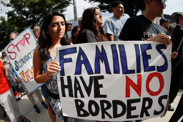Feds: Every legal Mexican immigrant sponsors six more to US