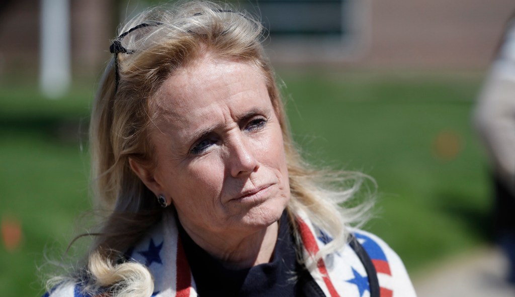 Kids cosmetics would carry toxin warning label under Dingell bill