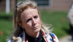 Kids cosmetics would carry toxin warning label under Dingell bill