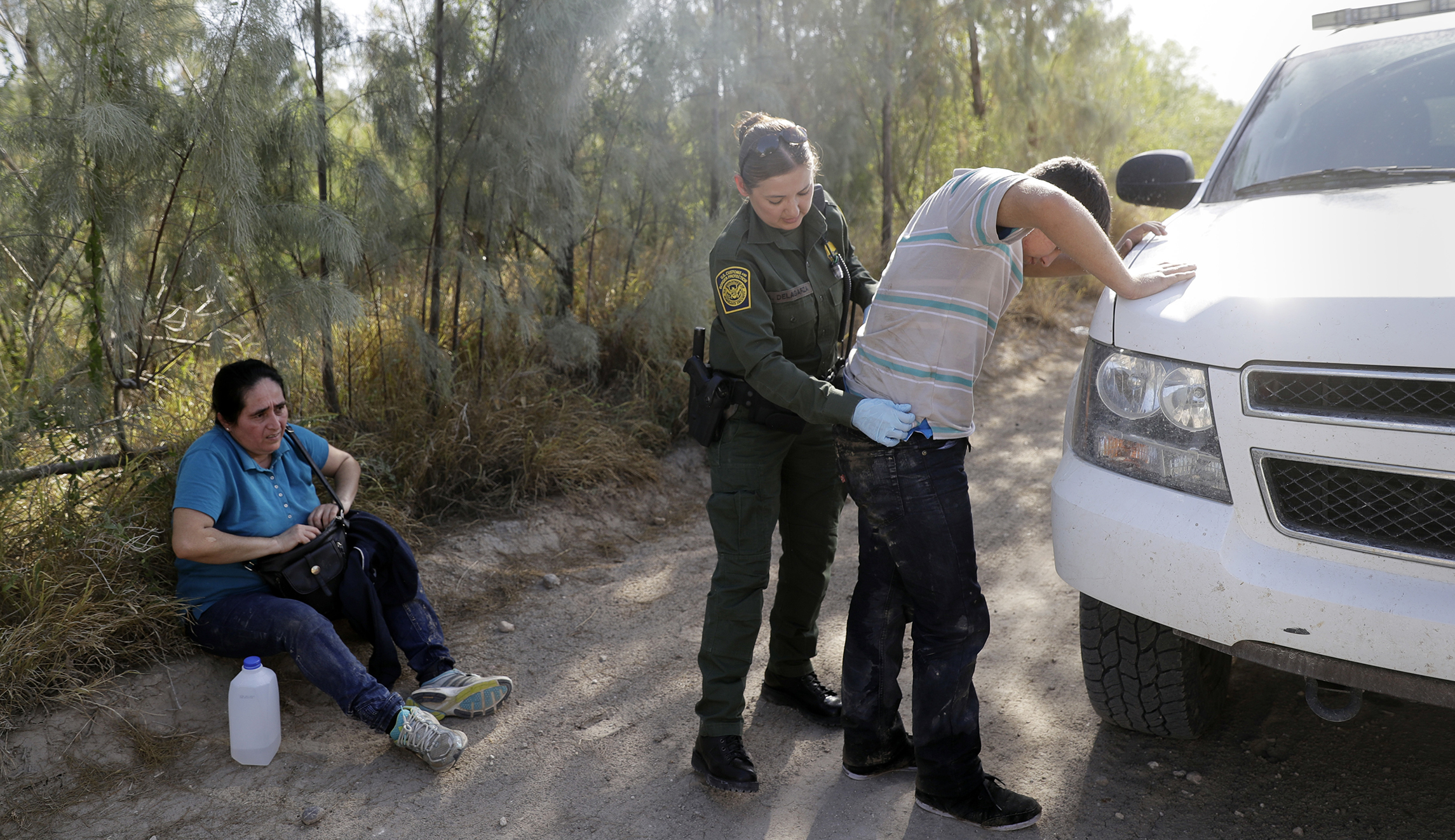 Border arrests of illegal immigrants hits lowest level since 1971