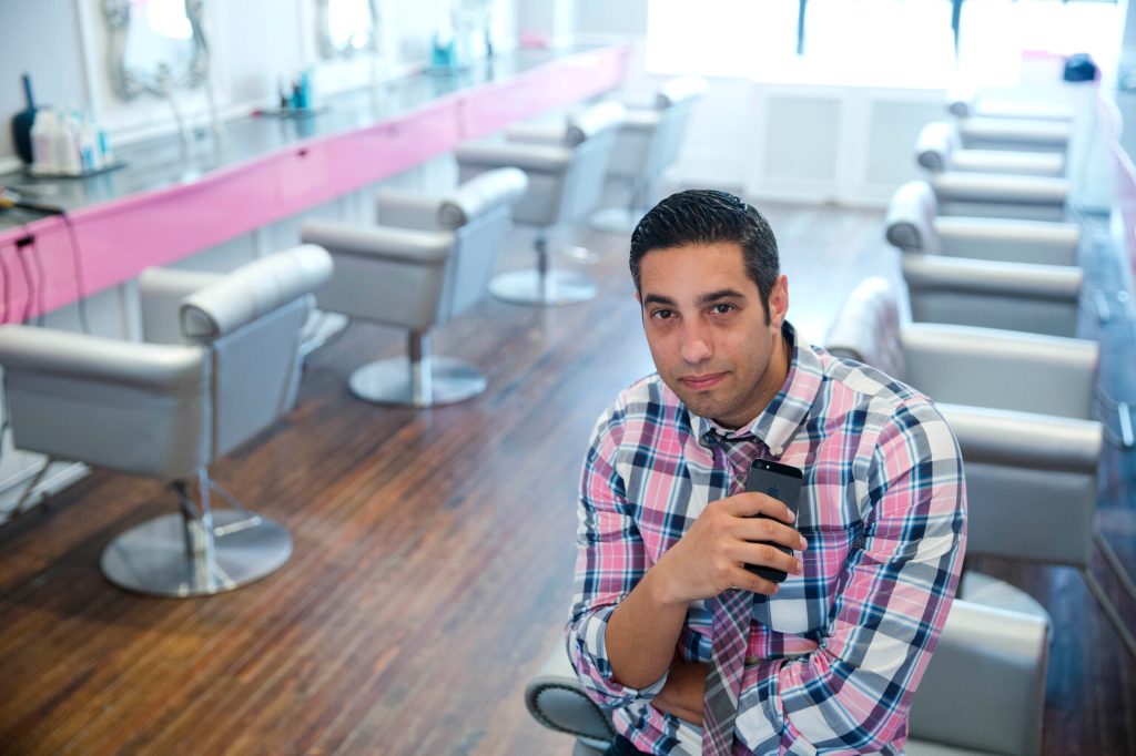 Small business on-the-go? Smartphones make it easy