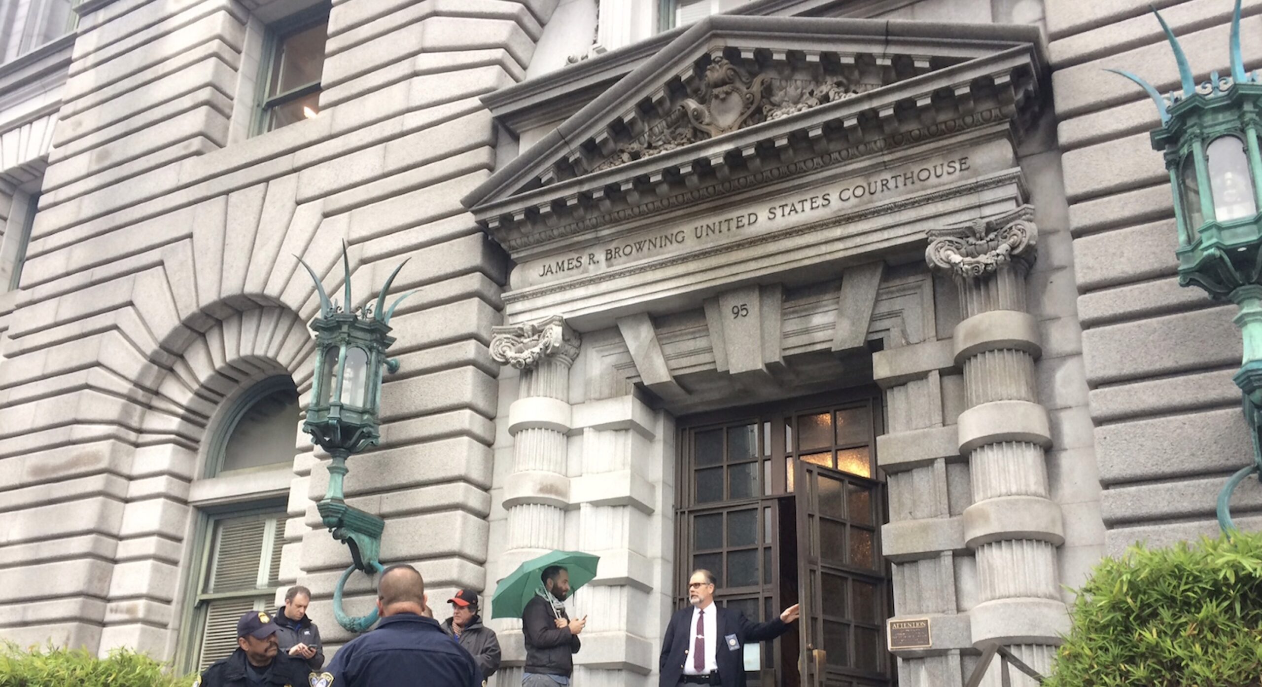 Breaking up the 9th Circuit would not necessarily benefit Trump, experts say