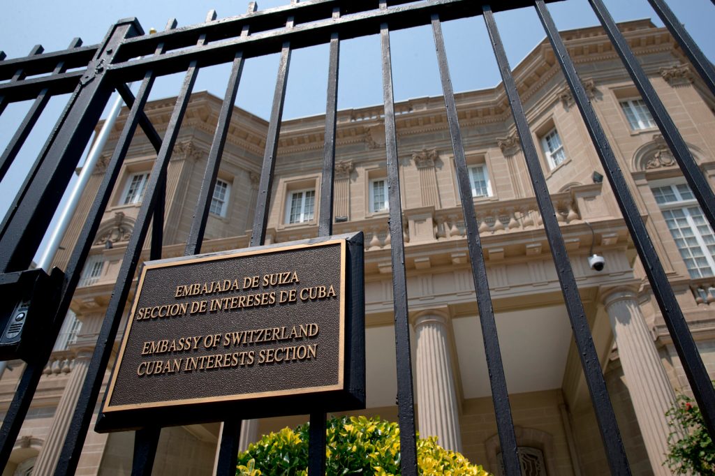 Would President Jeb Bush keep Cuban embassy open? ‘Probably not’