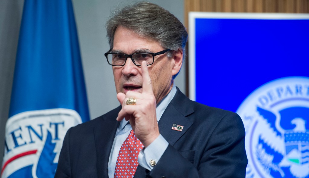 Rick Perry defends his flight record on Capitol Hill