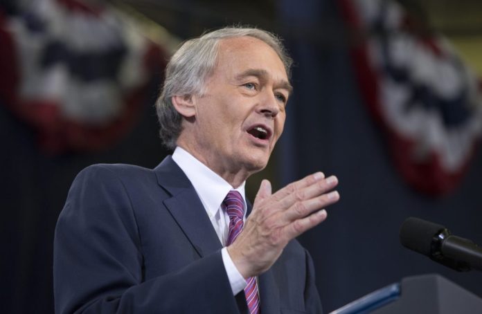 Ed Markey pushes Democratic leaders to advocate defunding ICE Ed Markey pushes Democratic leaders to advocate defunding ICE