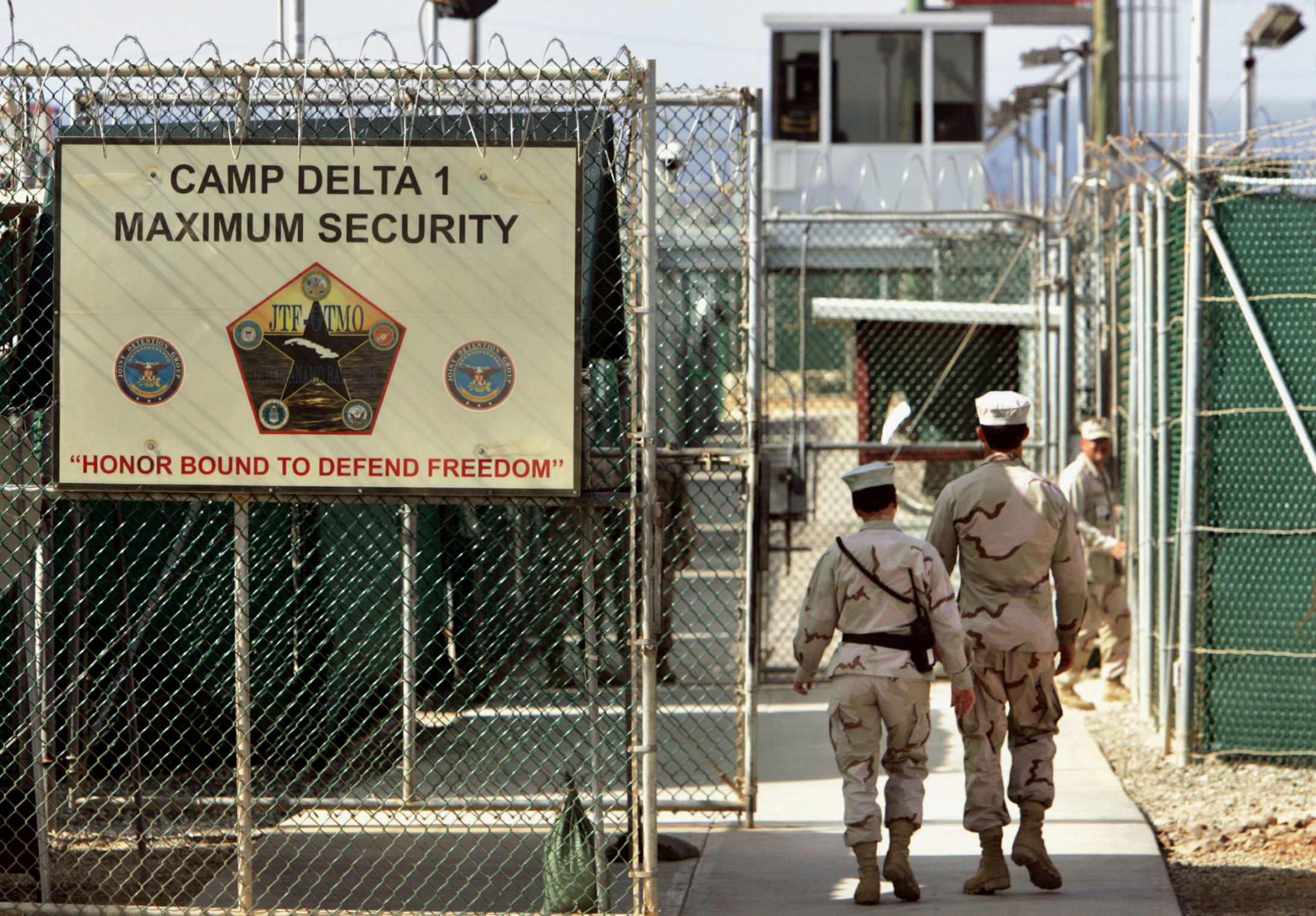 US sends 2 Guantanamo prisoners back to Algeria