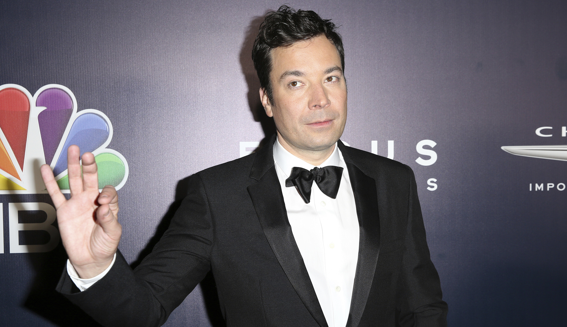 Jimmy Fallon: Trump would have to deport himself under new immigration bill