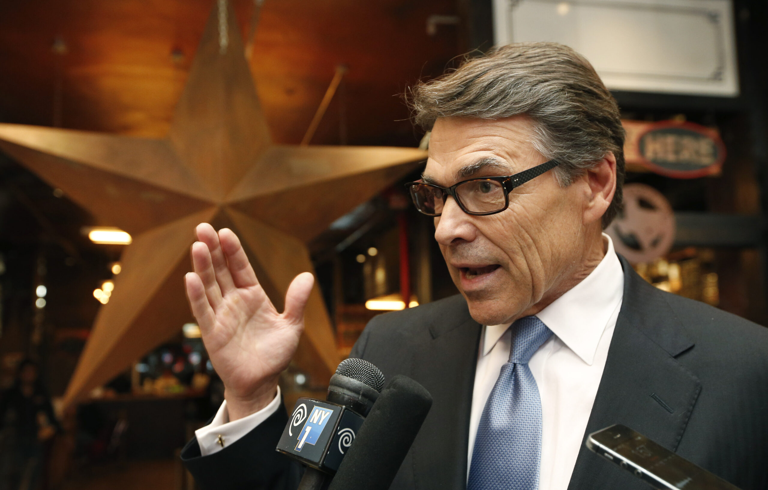 Rick Perry sends Obama letter criticizing energy policy