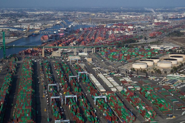 US manufacturers call on Congress to fix open border