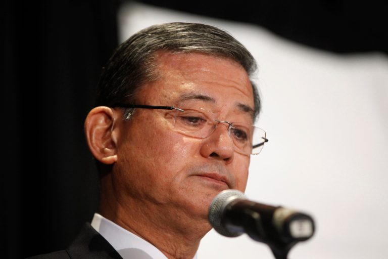 Veterans Affairs Secretary Eric Shinseki pauses as he speaks at a meeting of the National Coalition for Homeless Veterans, Friday, May 30, 2014, in Washington. President Barack Obama says he plans to have a 