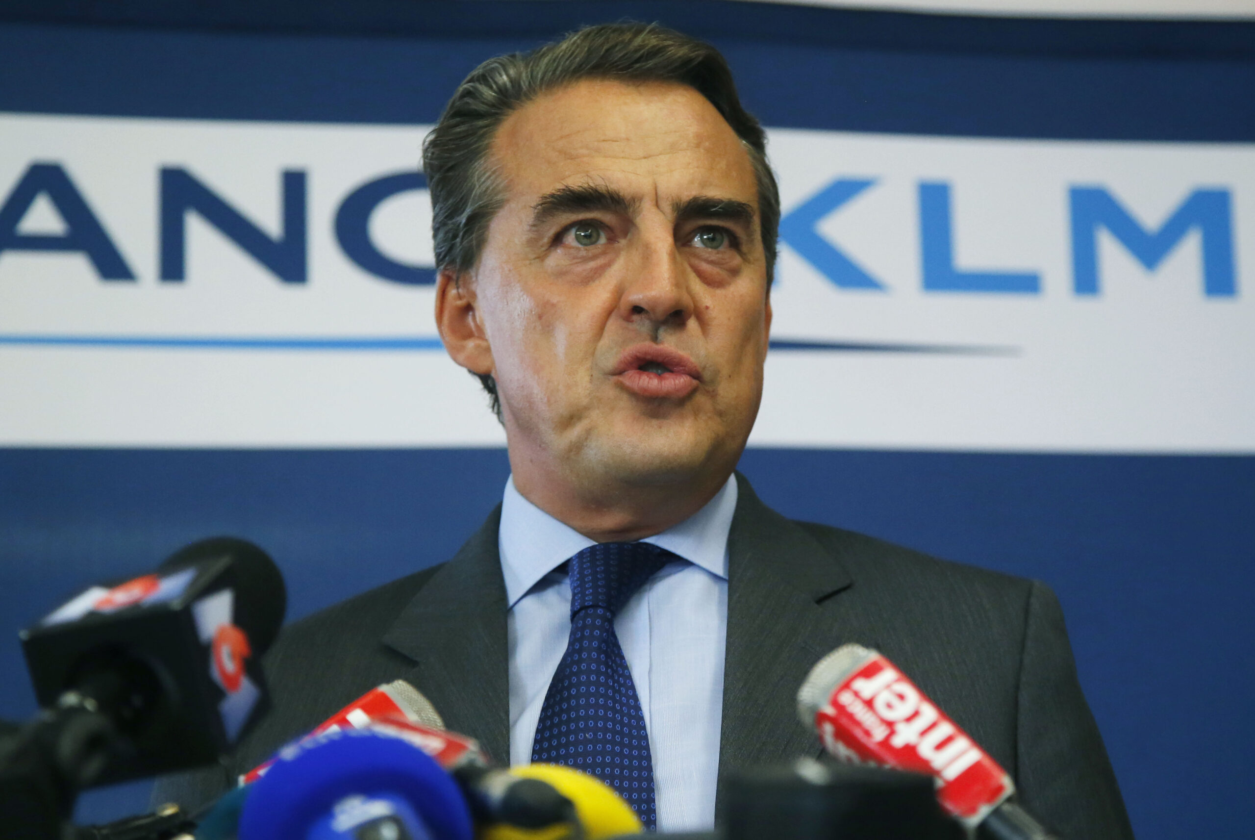 Air France pilots end strike after 14 days