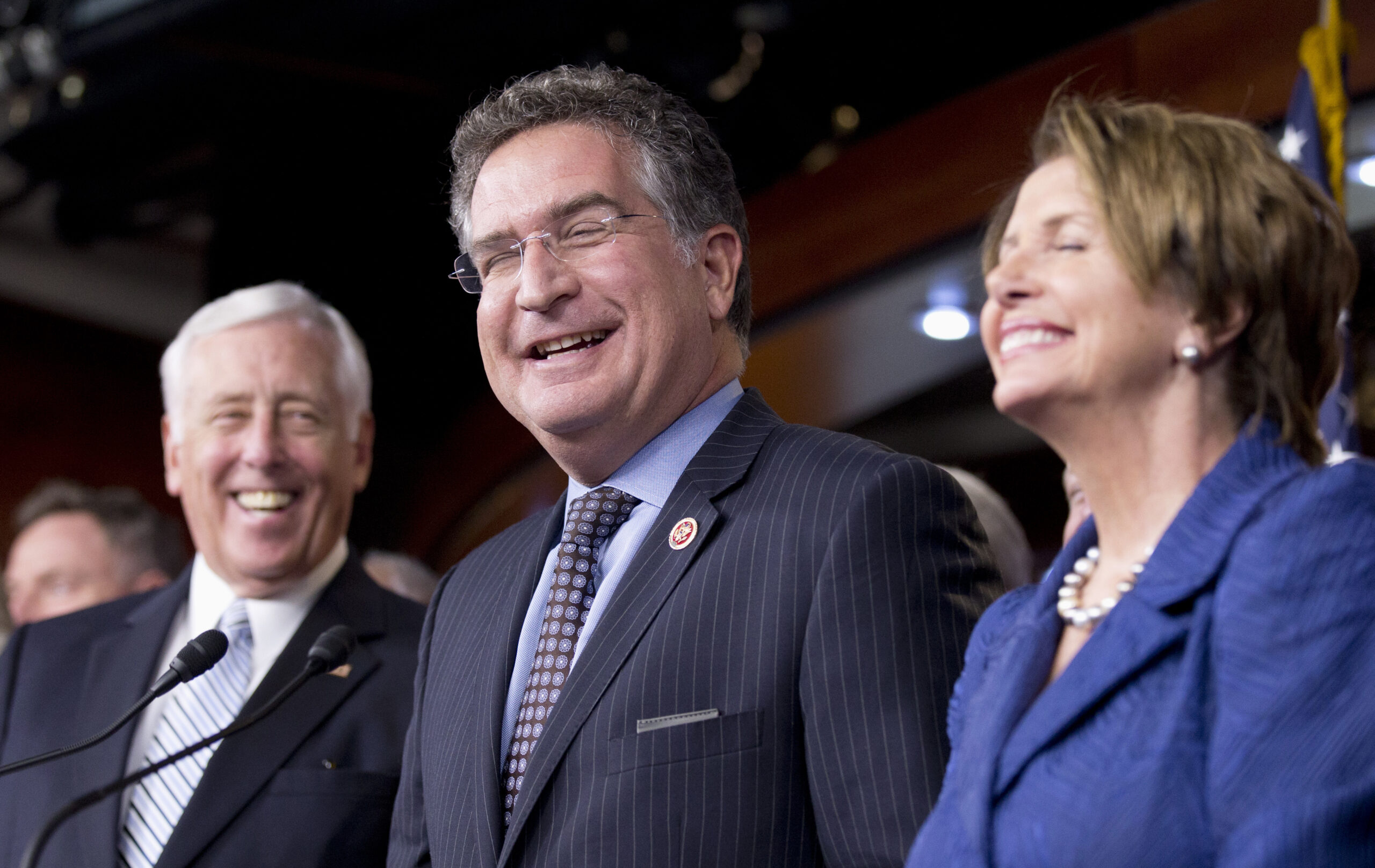 House Dems offer immigration bill, fate uncertain