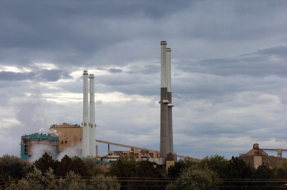 Court delays lawsuit on EPA coal plant ban