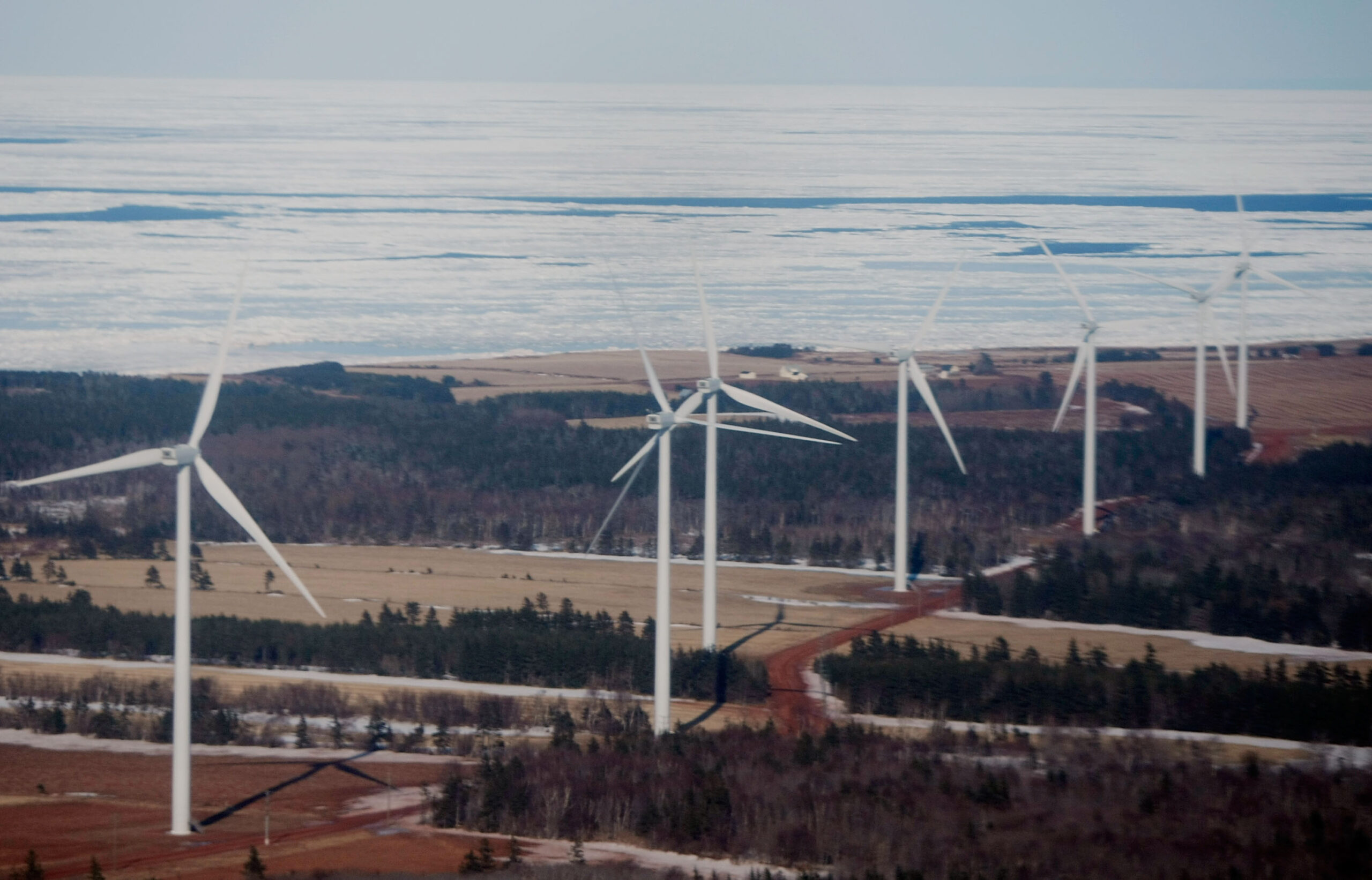 Canada’s utilities seek closer ties with Washington on climate plan