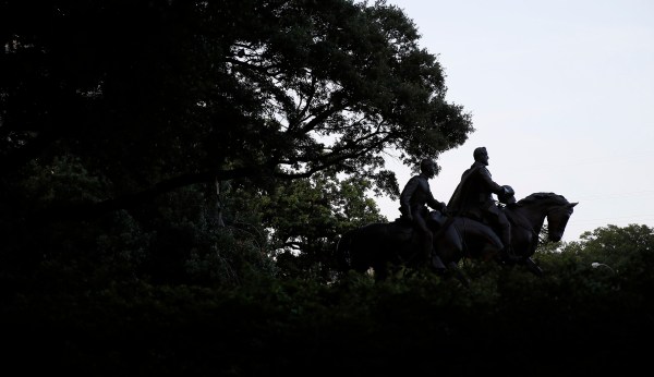 Predominately black group wants to protect Dallas Confederate statues: Report