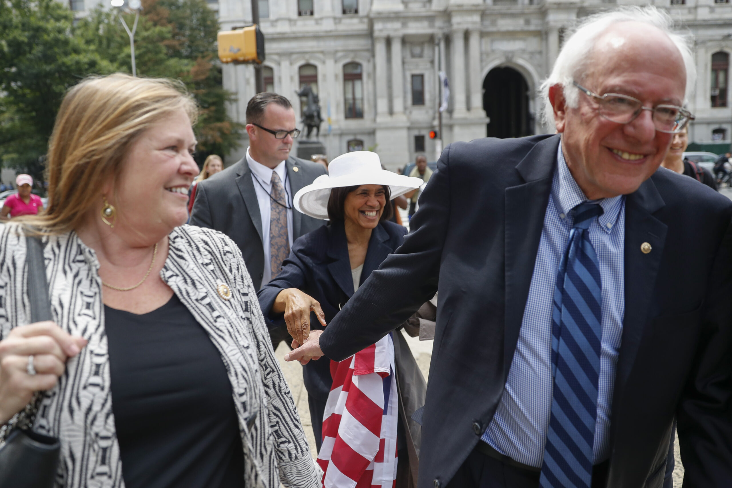 Bernie and Jane Sanders under investigation, hire lawyers