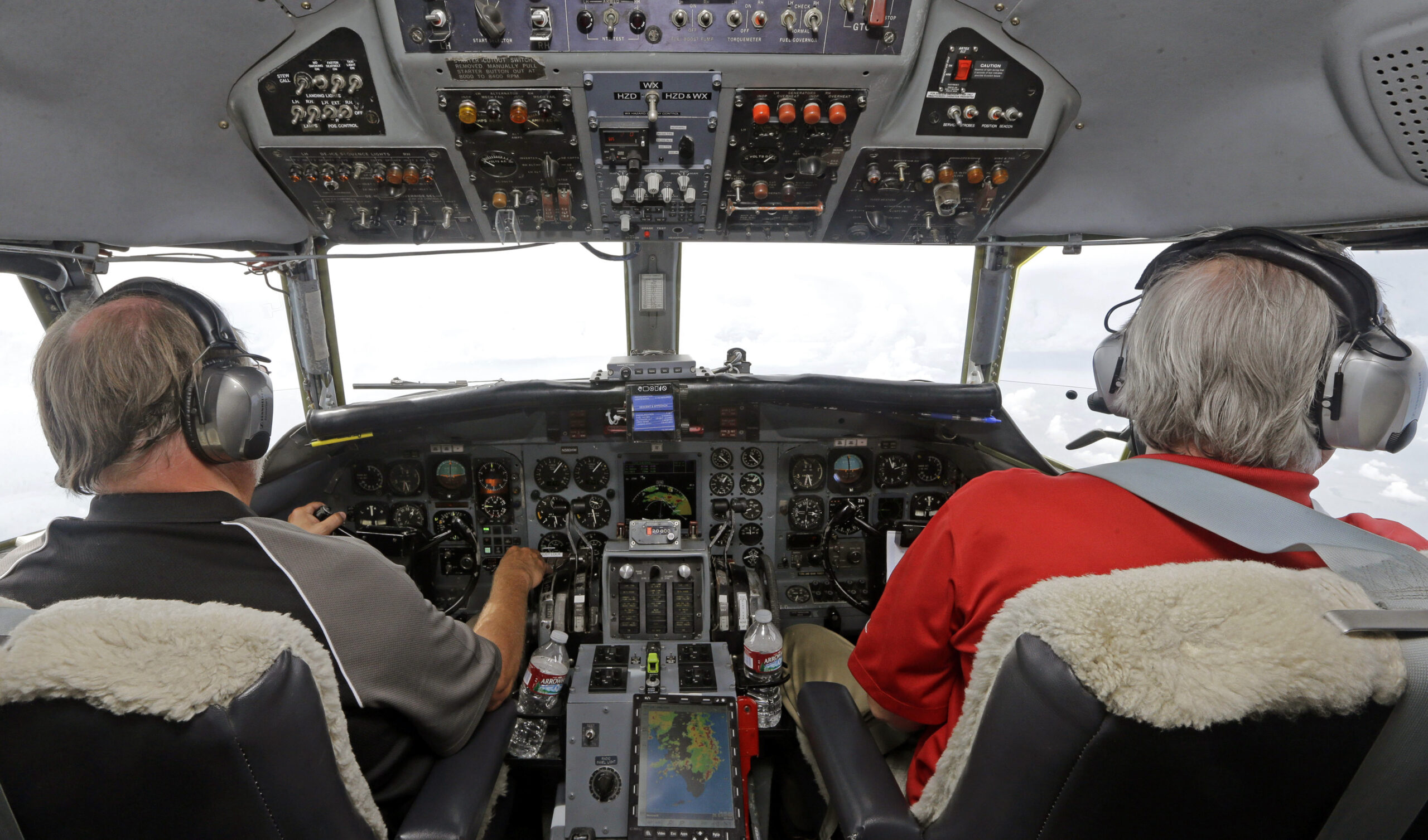 Airlines look for an edge in weather-radar systems