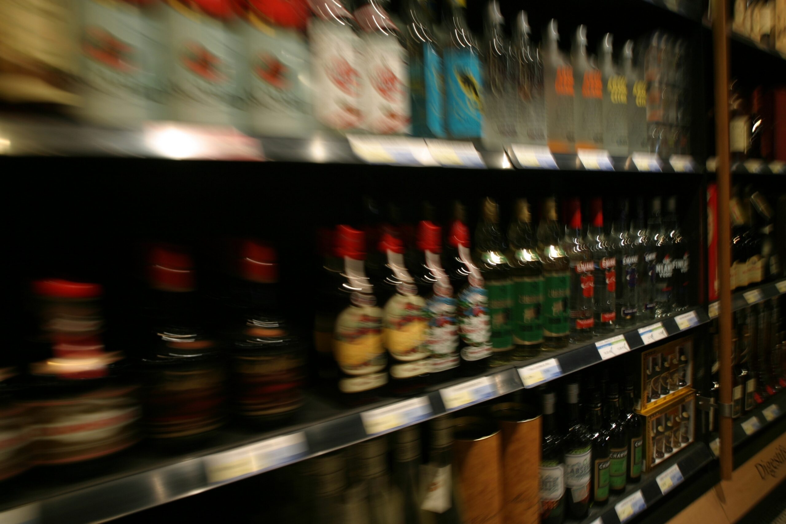 Navy restricts alcohol sales to combat sexual assault problem