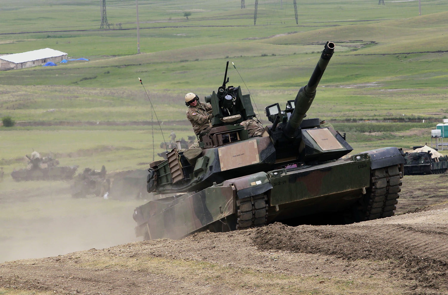 White House threatens to veto defense spending bill