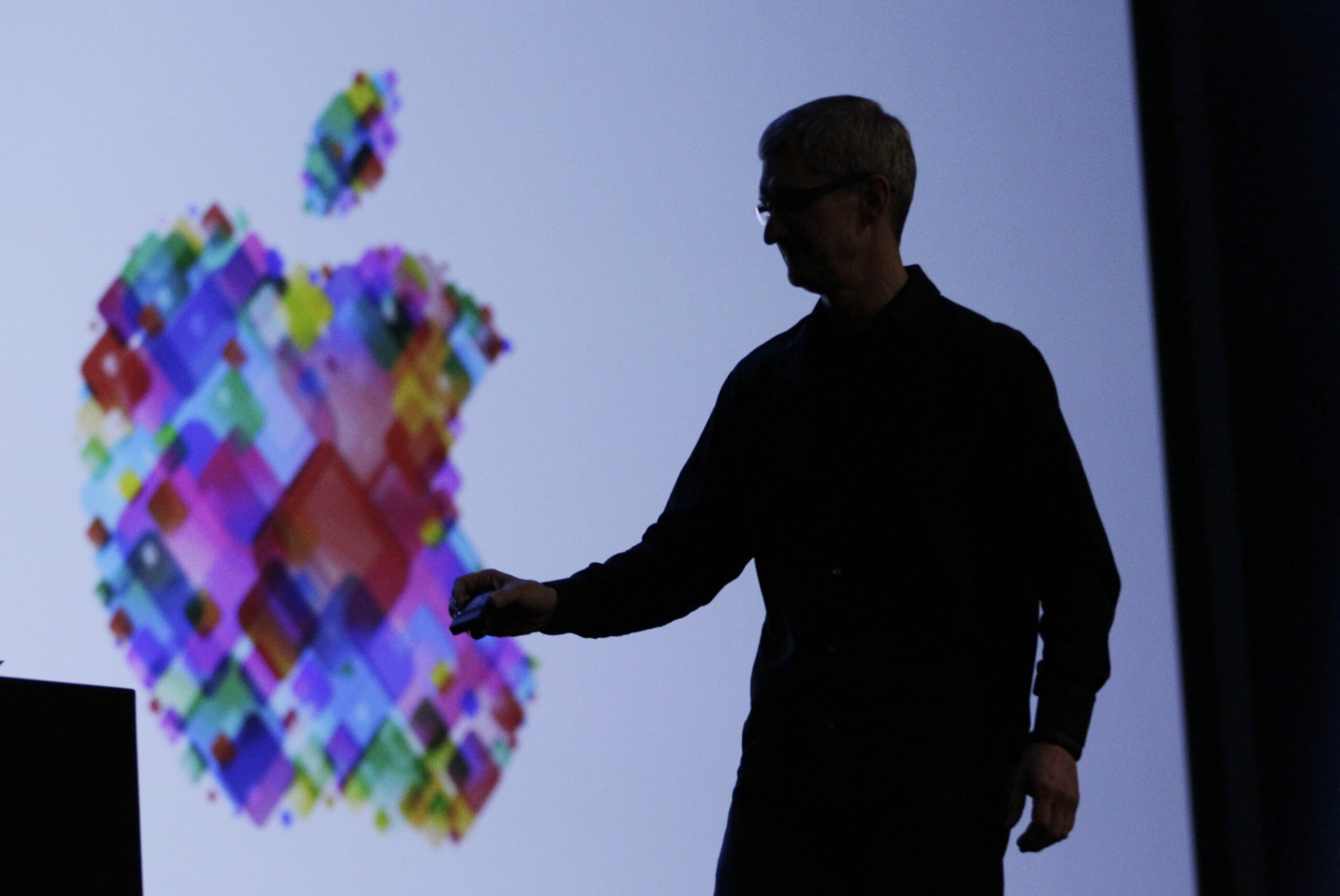 Apple doubles down on content amid media mega-mergers