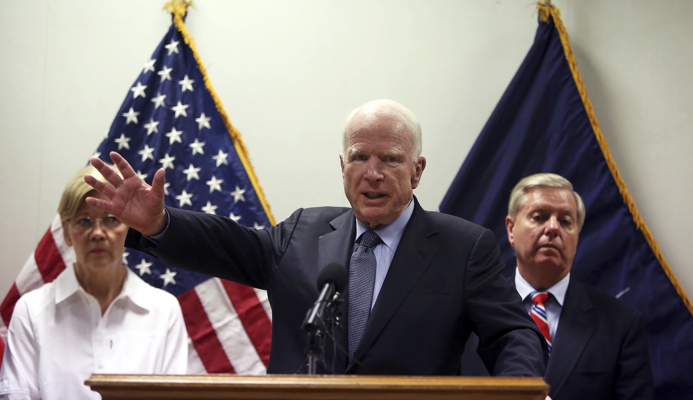 McCain, senators visit troops in Afghanistan for Fourth of July