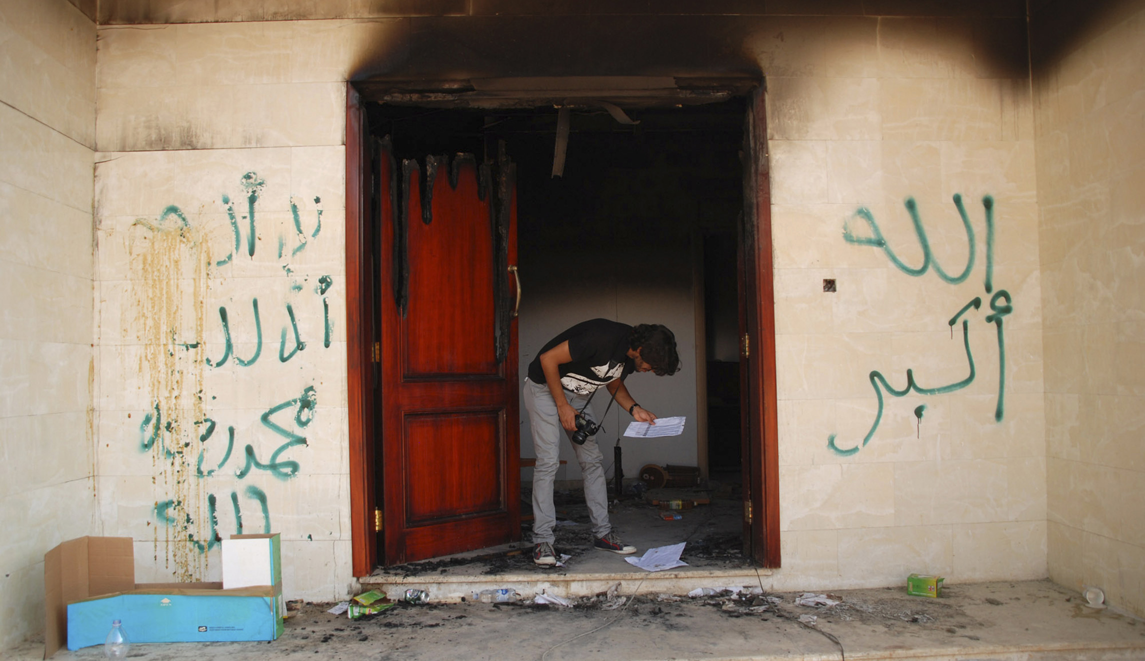 Security officers who survived Benghazi say Clinton’s team silenced them: Report