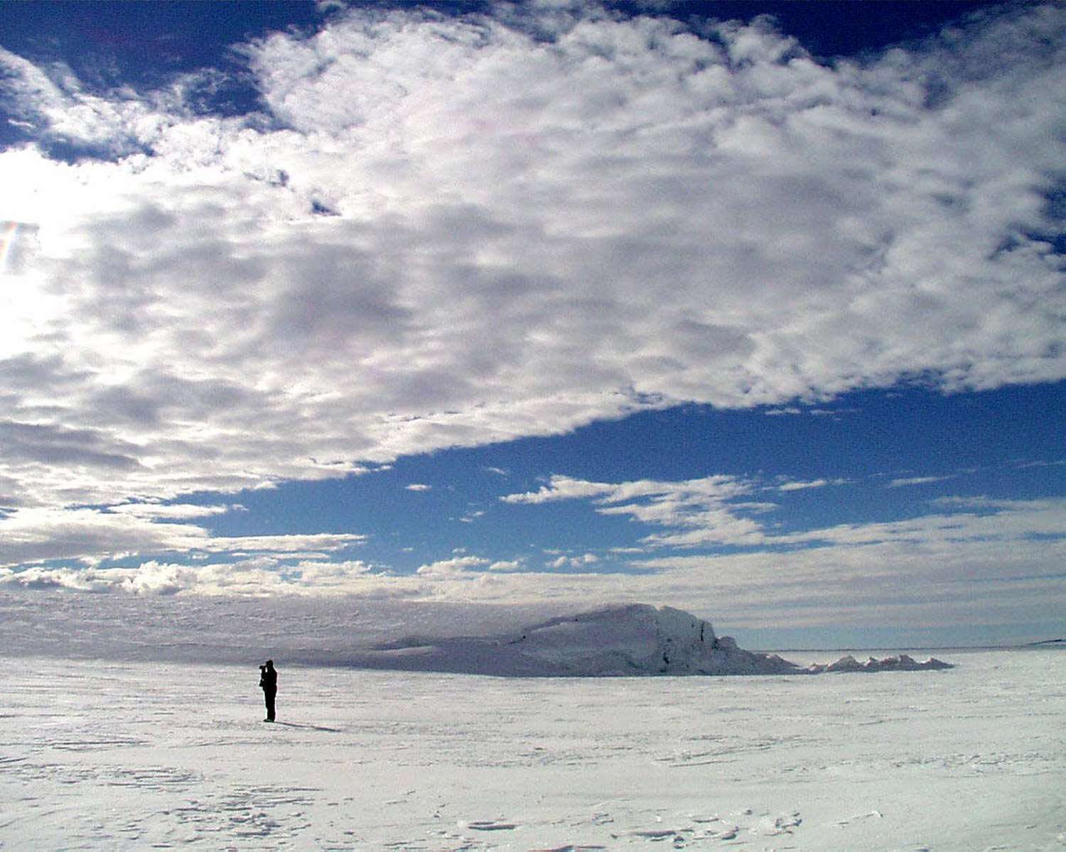 Kerry traveling to South Pole on Election Day