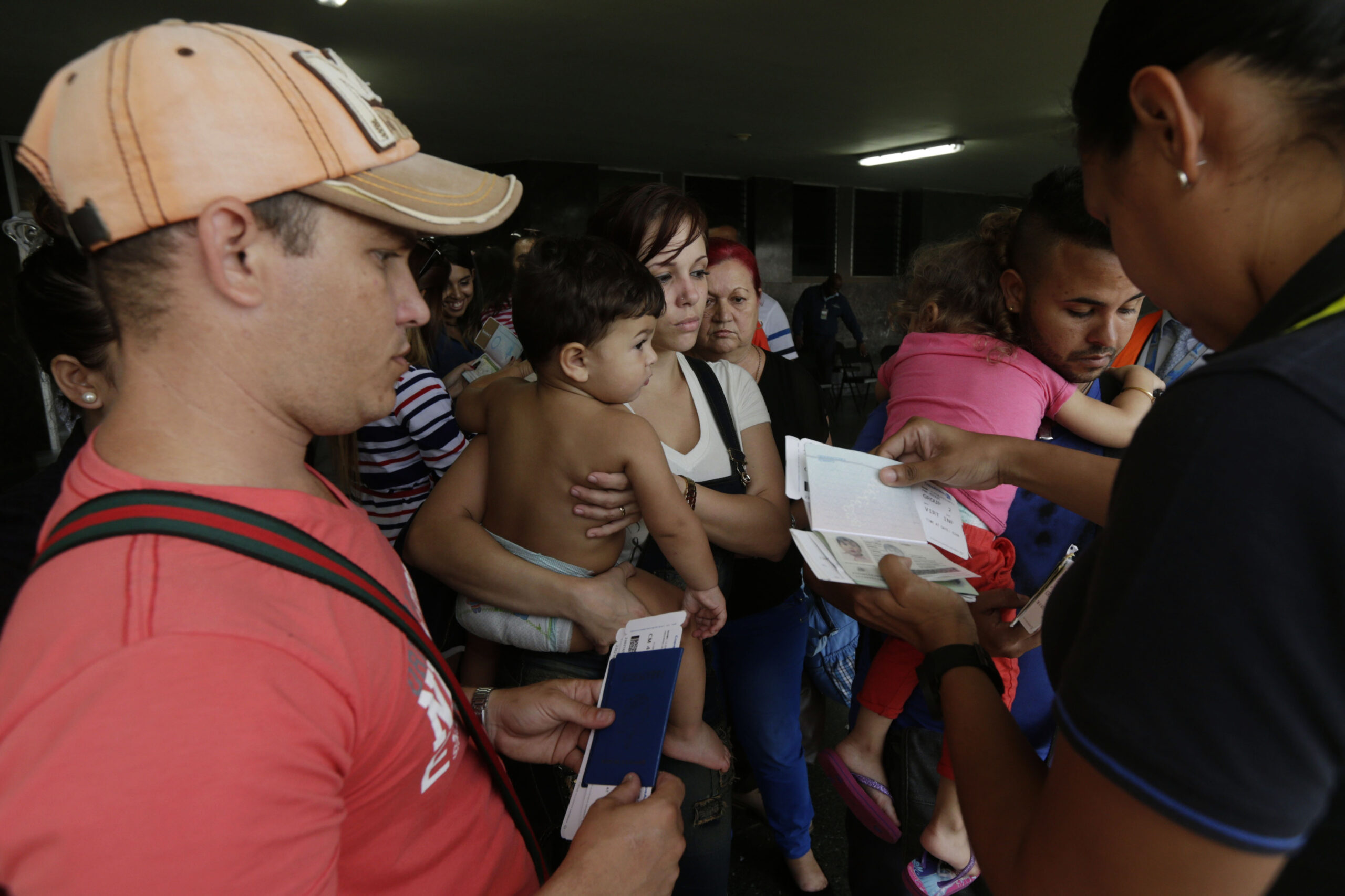 Cuban nationals deported for first time since end of ‘wet foot-dry foot’