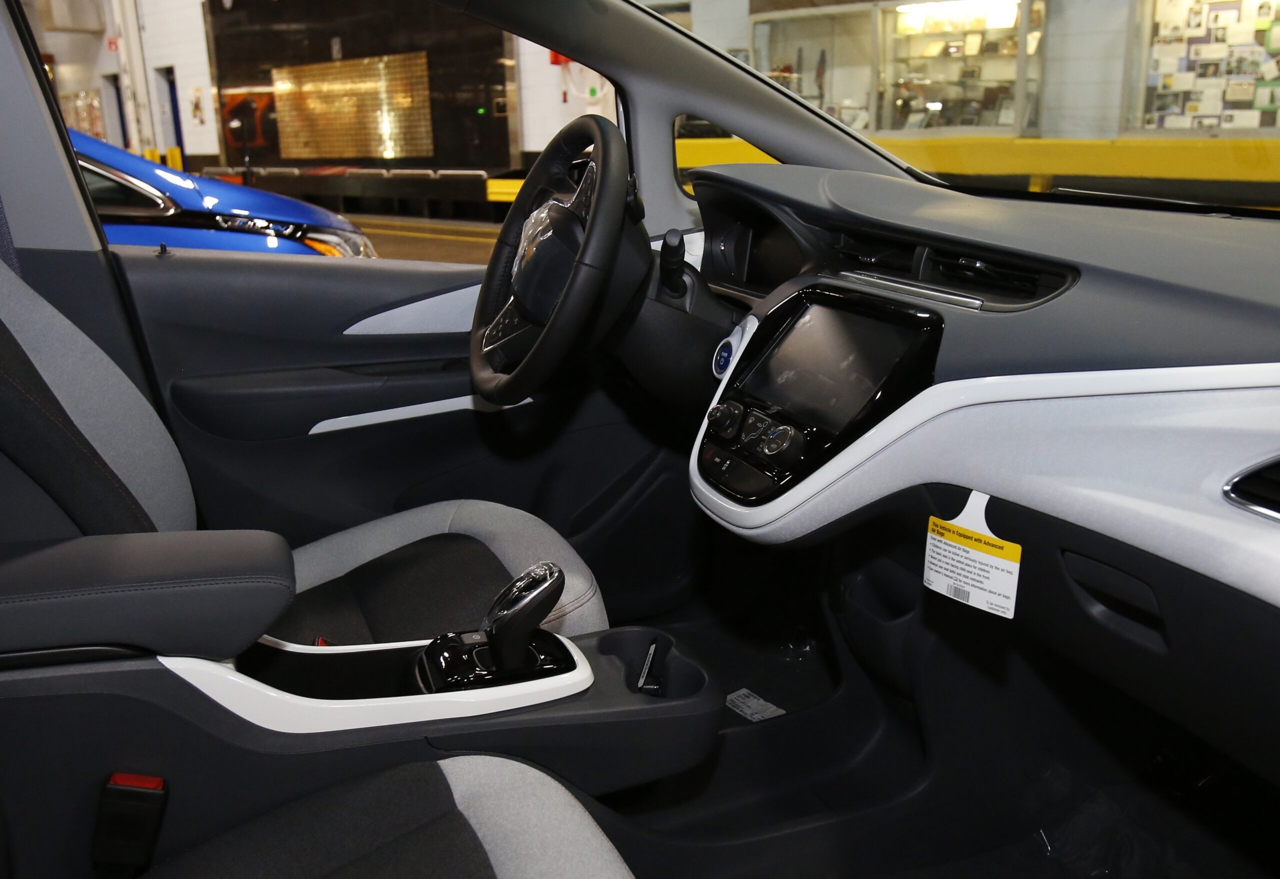 Report: GM pushing for stricter regulation on self-driving cars to crowd out competition