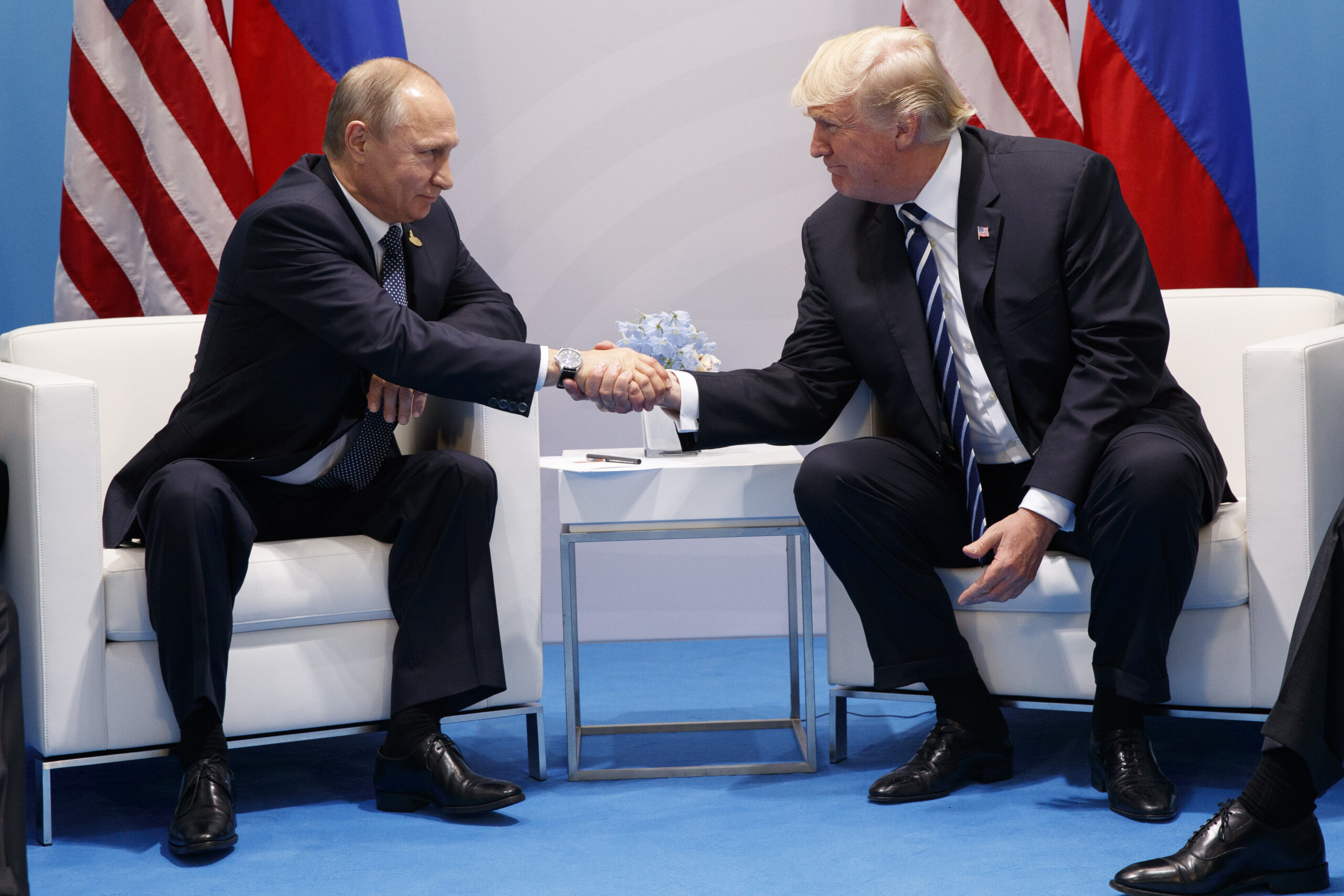 Republicans render vote of no confidence in Trump’s Russia policy
