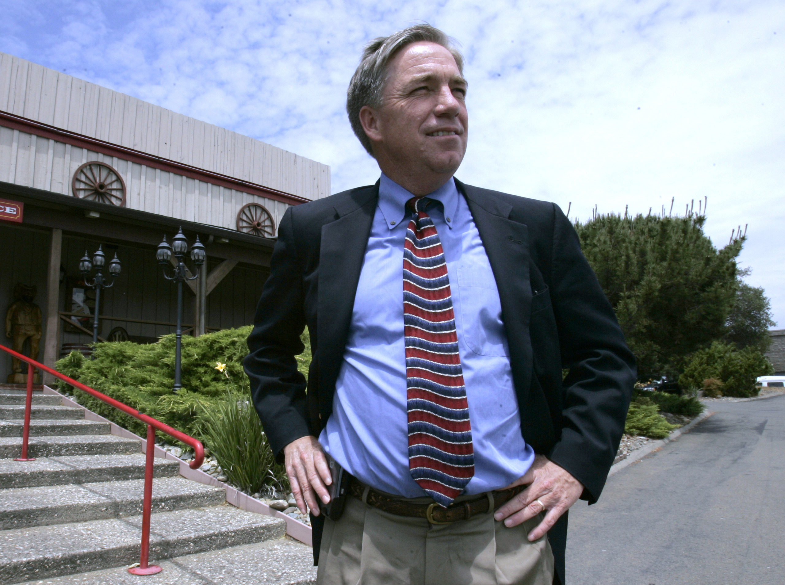 2014 battles begin: Tea Party groups oppose potential congressional candidate