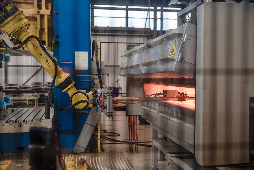 Europe seeks a deal on Trump tariffs &mdash; and prepares for a fight