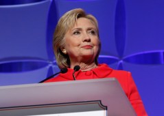 State Dept. releases 550 emails in Saturday document dump