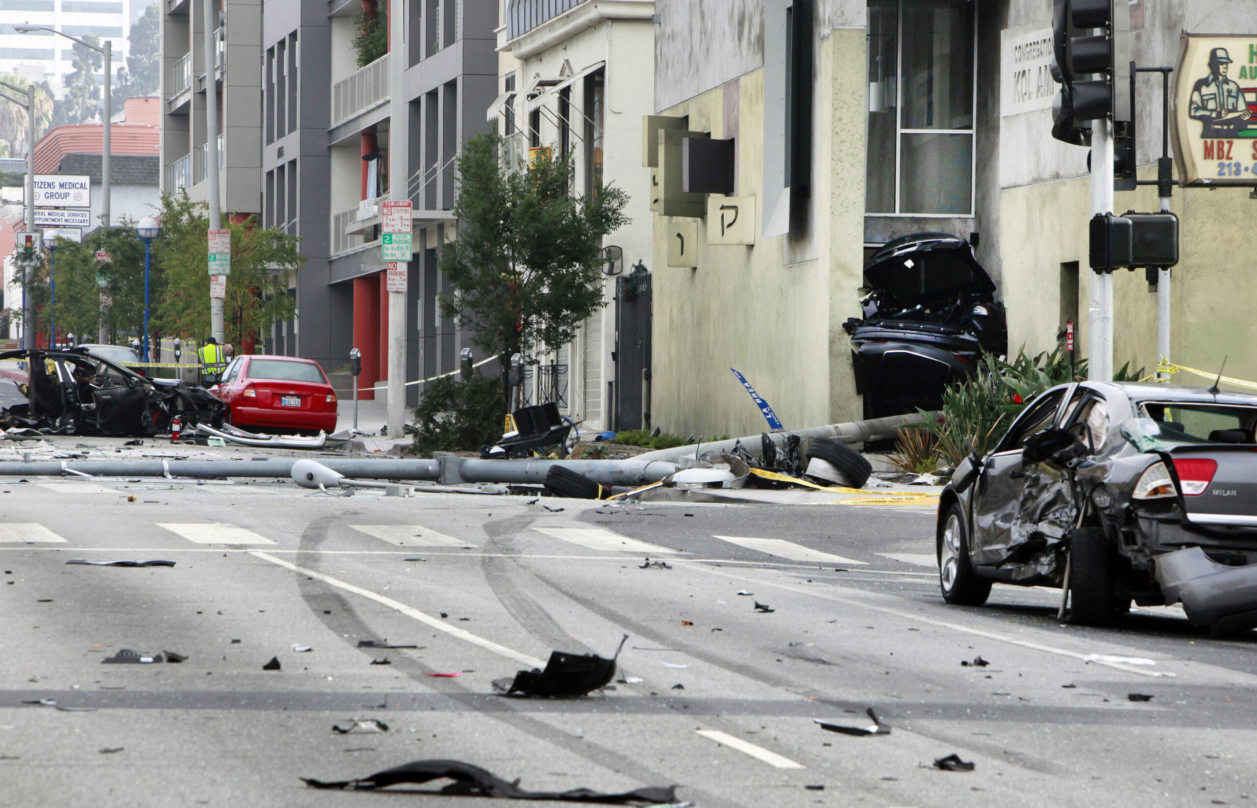 Several hurt in stolen Tesla crash