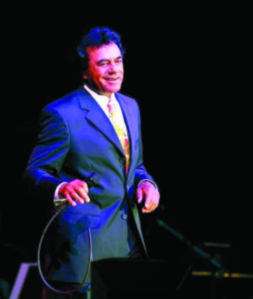 Johnny Mathis serves up hits and surprises at Wolf Trap