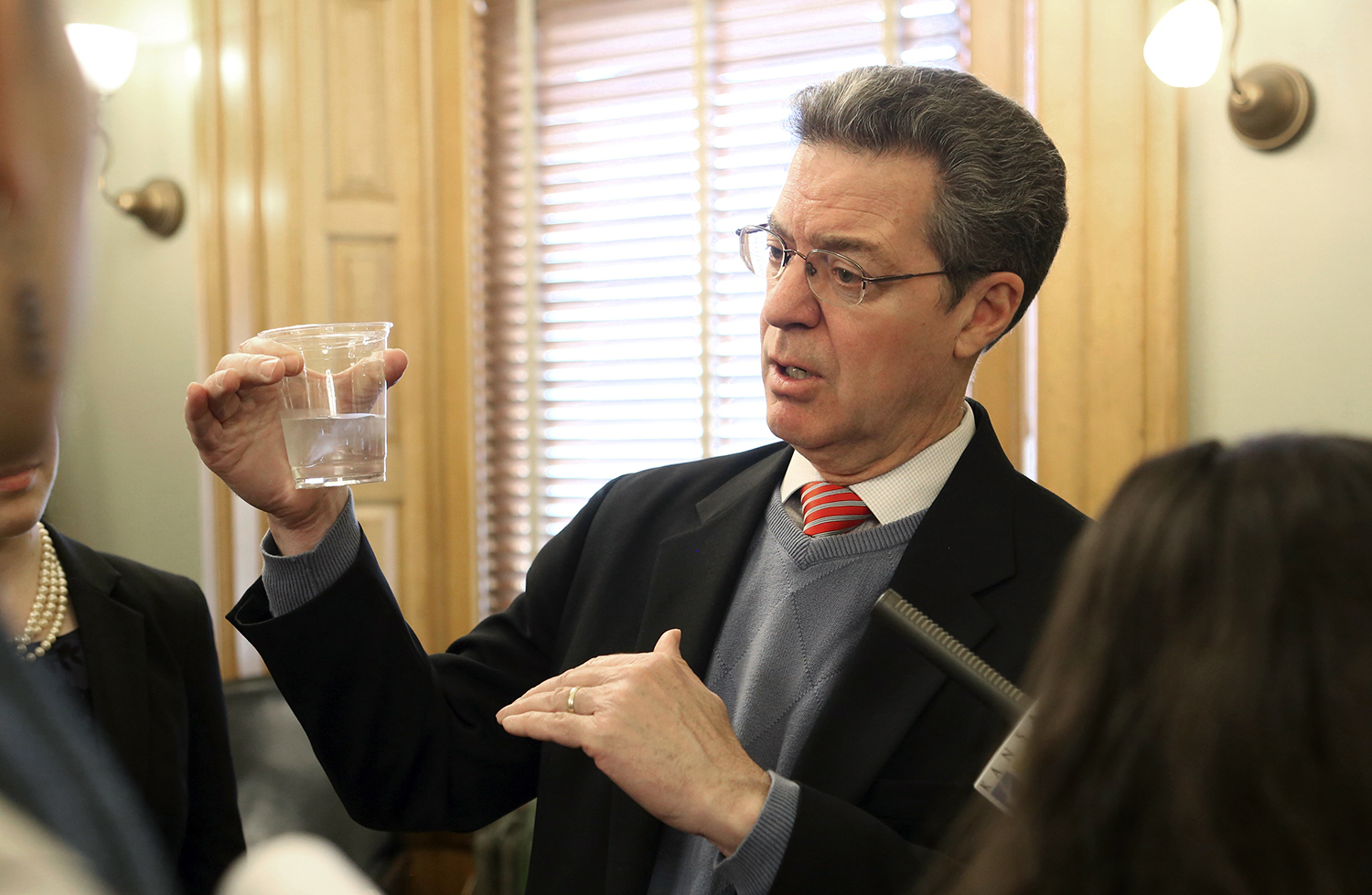 Kansas Gov. Sam Brownback vetoes Medicaid expansion