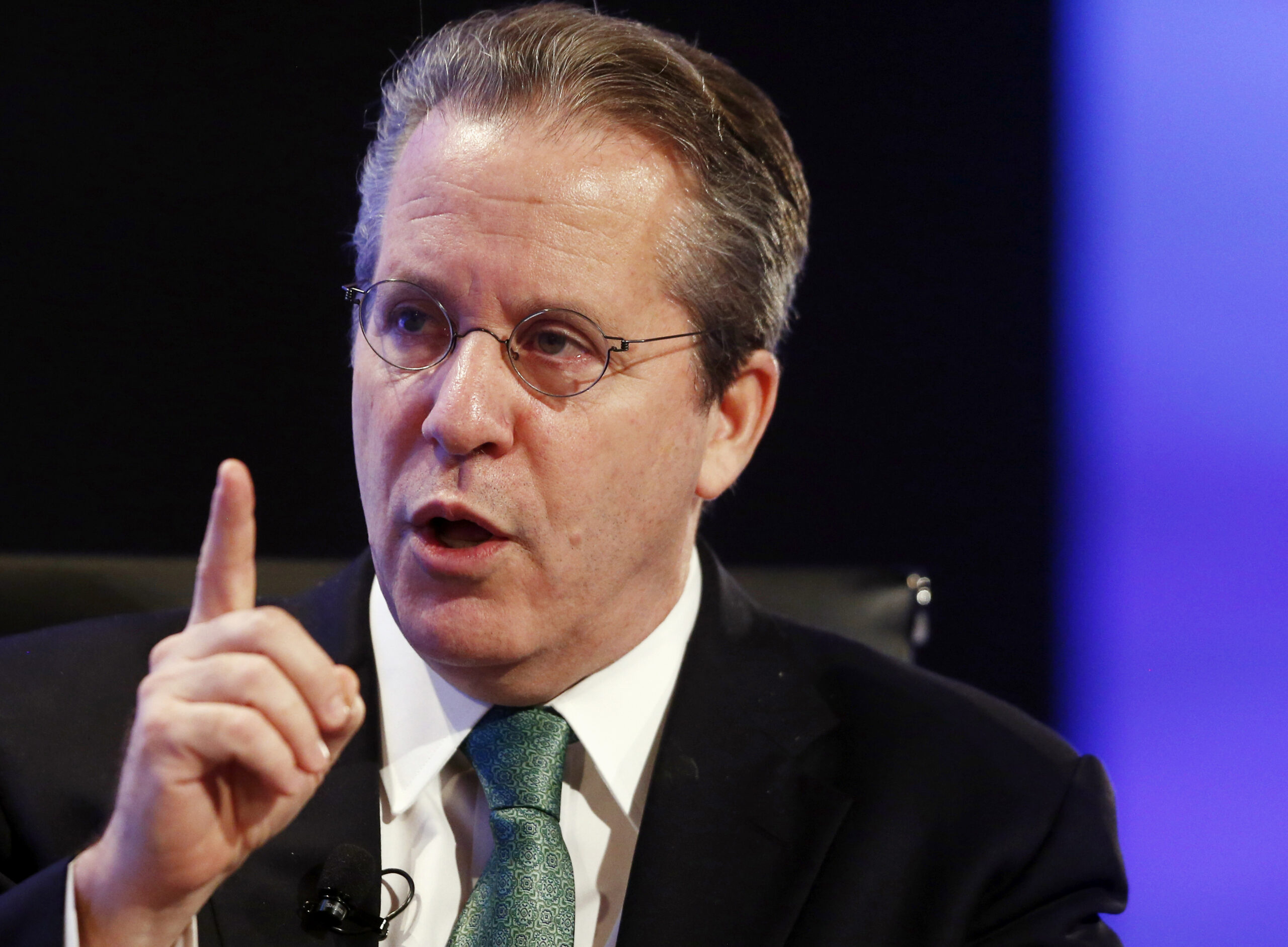 Obama adviser Gene Sperling pushes for unemployment benefits extension without offsets