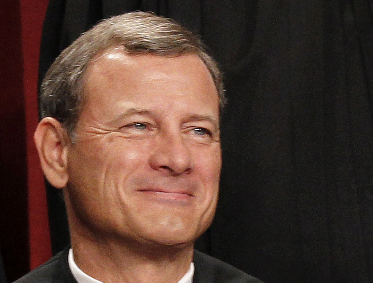 Supreme Court strikes down part of Voting Rights Act
