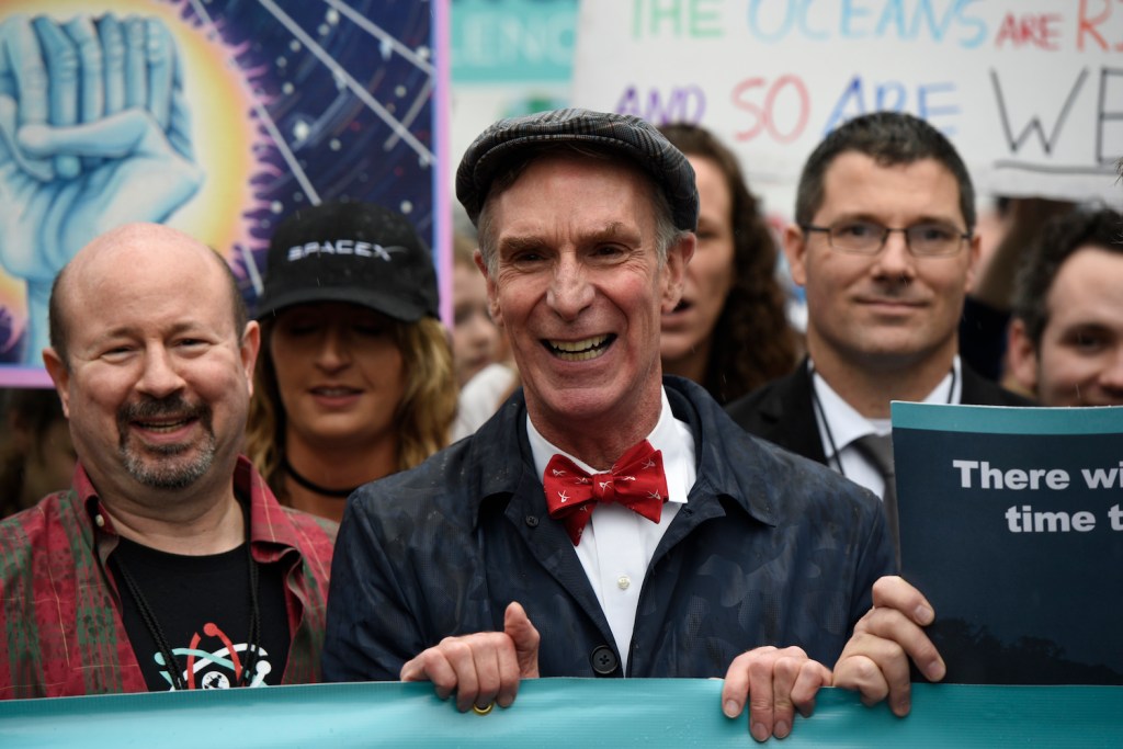 That Bill Nye screengrab you’ve been sharing is a fake