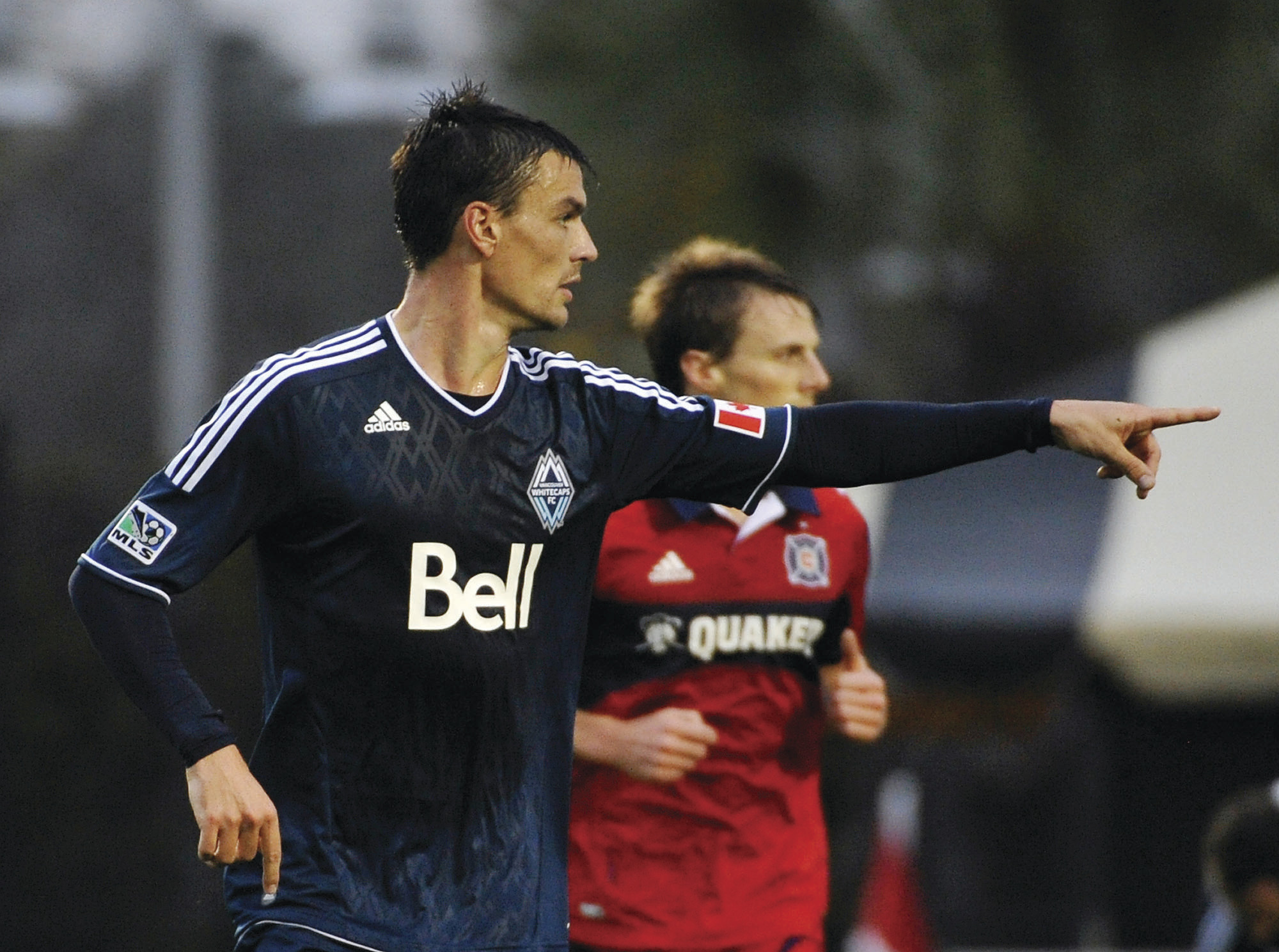 United picks up veteran defender Alain Rochat